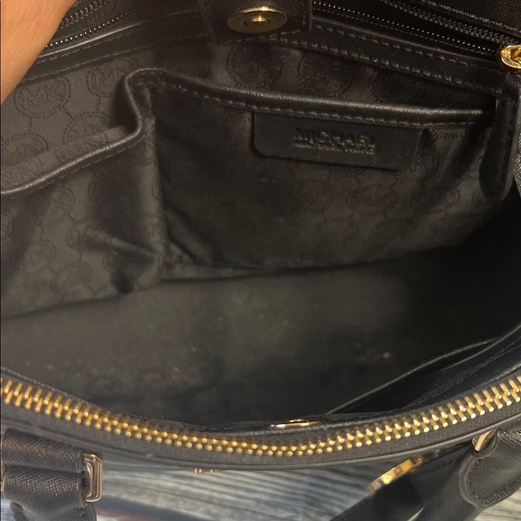 Michael Kors Sheila Large Satchel with Gold Color Accent - Picture 10 of 16